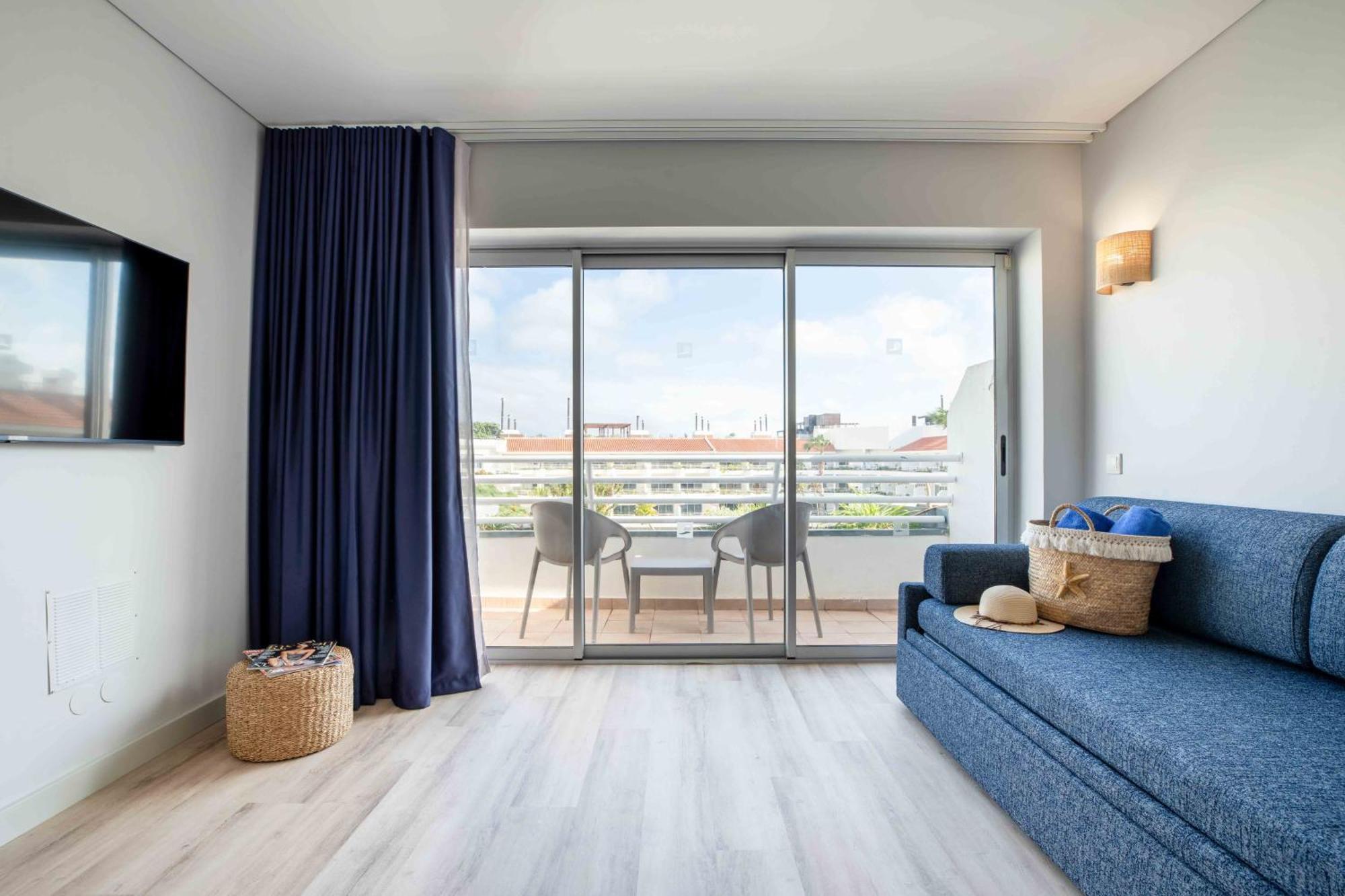 Suite mit Poolblick